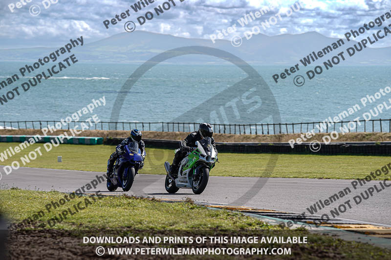 anglesey no limits trackday;anglesey photographs;anglesey trackday photographs;enduro digital images;event digital images;eventdigitalimages;no limits trackdays;peter wileman photography;racing digital images;trac mon;trackday digital images;trackday photos;ty croes